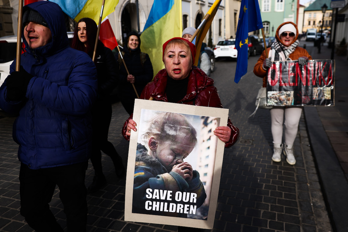 I bambini ucraini nei campi d’addestramento russi sono l’orrore sommerso di questa guerra