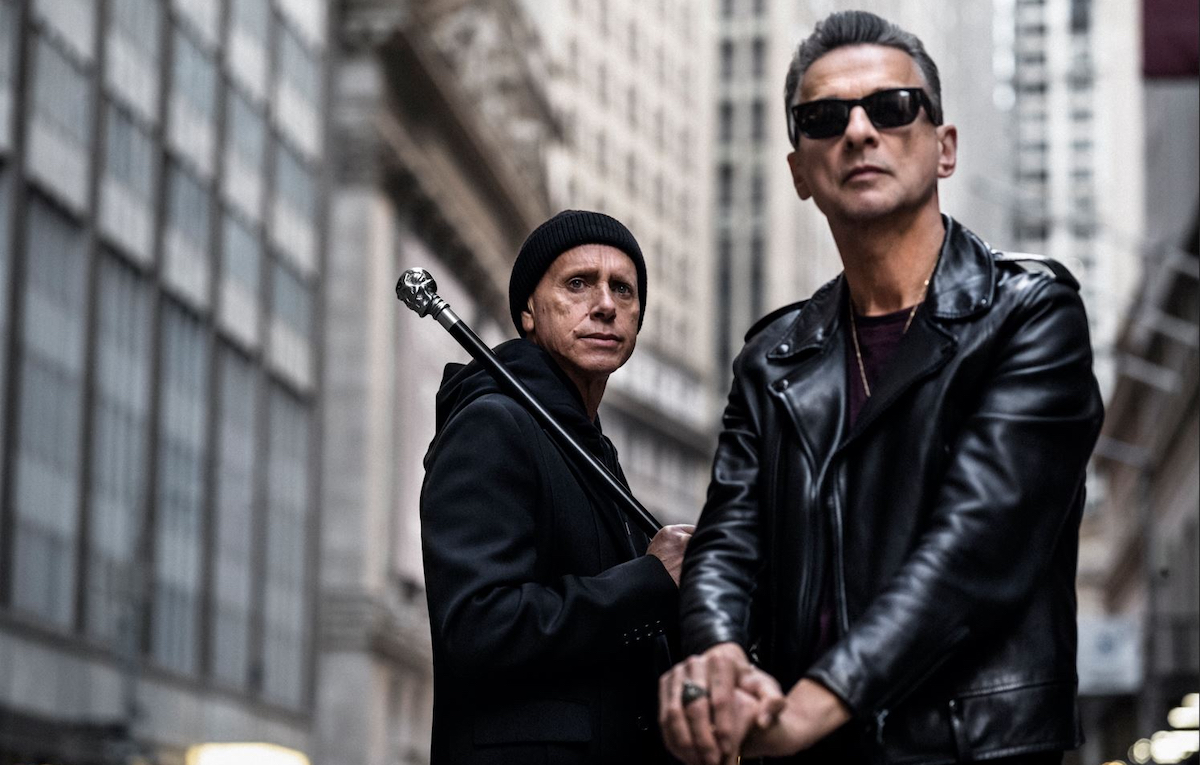 Sono tornati i Depeche Mode: ecco il video di ‘Ghosts Again’ diretto da Anton Corbijn