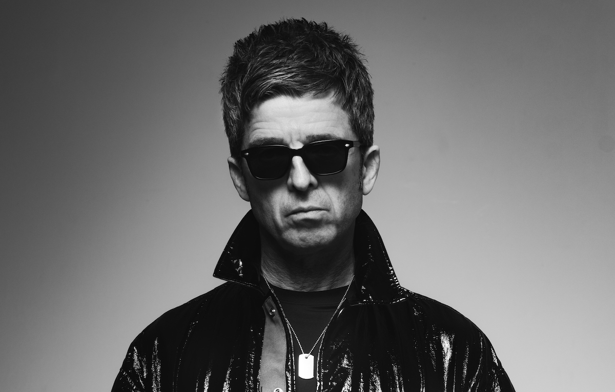 Parla Noel Gallagher: il nuovo disco «riflessivo» e gli inediti «fuckin’ amazing» degli Oasis