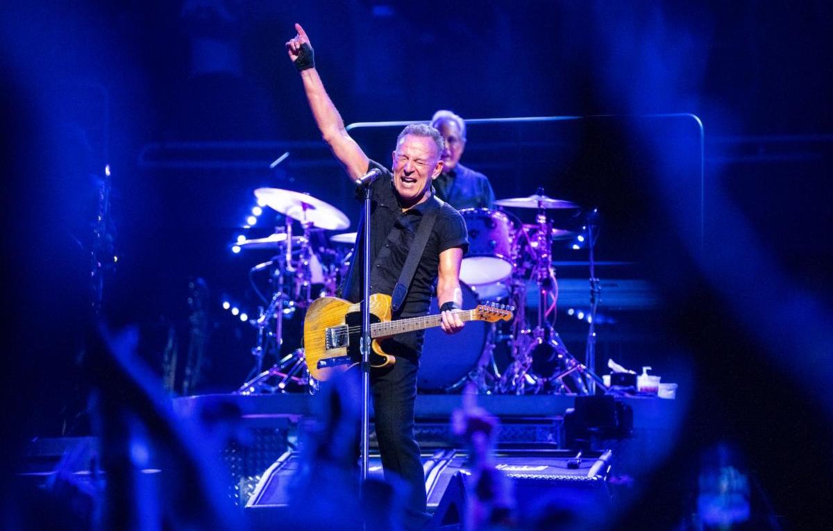 Li avete visti Nick Cave e Sting che ballano al concerto di Springsteen a Roma?