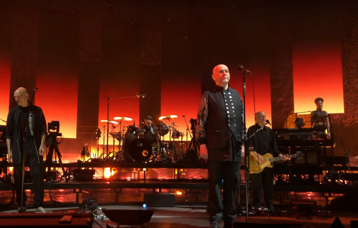 Ops, qualcuno ha filmato il concerto di Peter Gabriel all’Arena di Verona