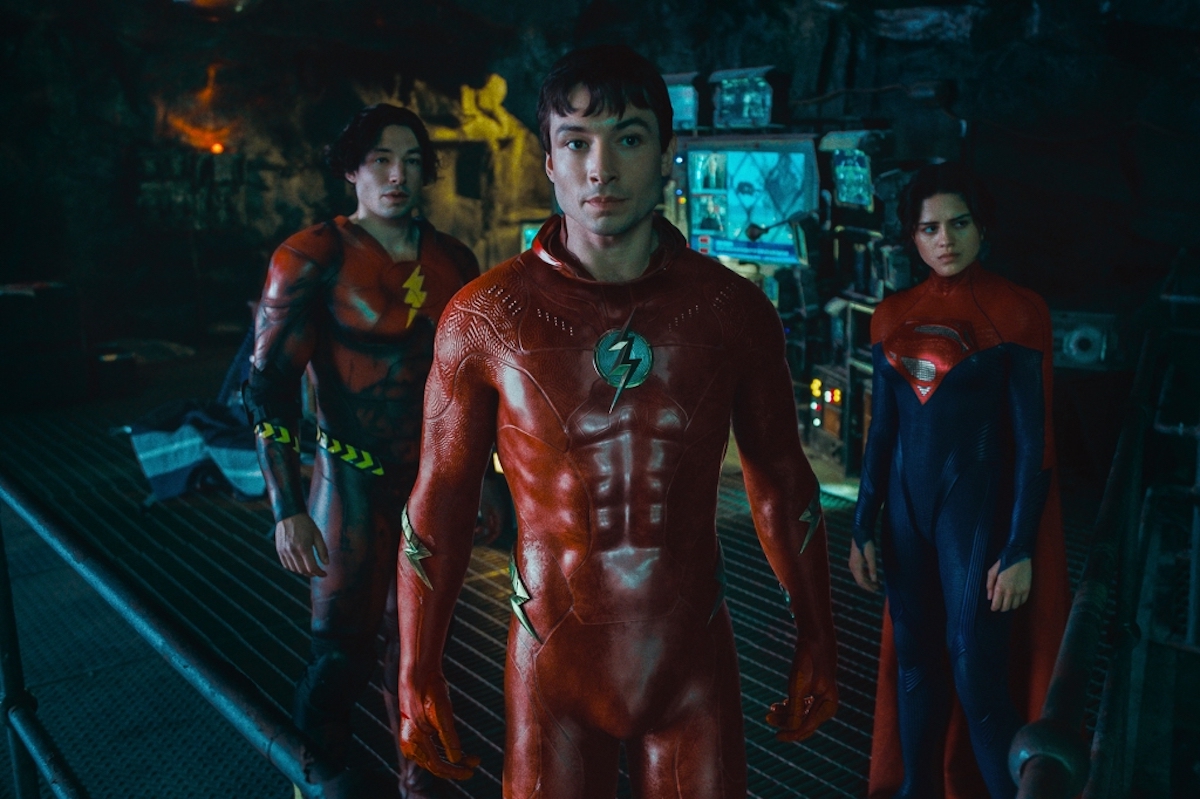 Ezra Miller, Ezra Miller e Sasha Calle in ‘The Flash'.