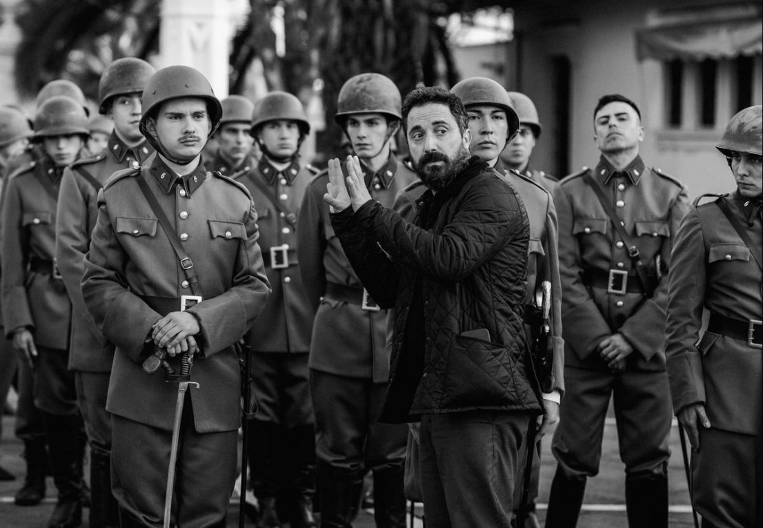 Pablo Larraín sul set di 'El Conde'