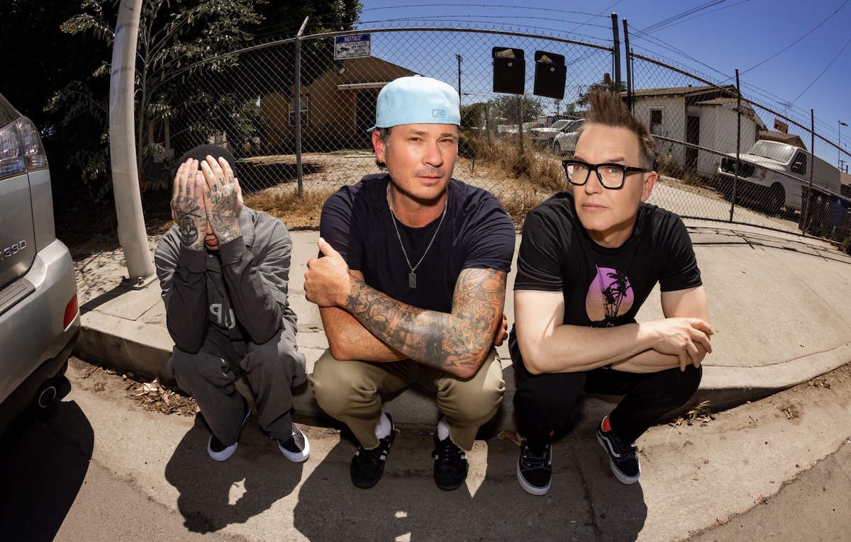 Blink-182, ascolta il nuovo singolo ‘Fell In Love’