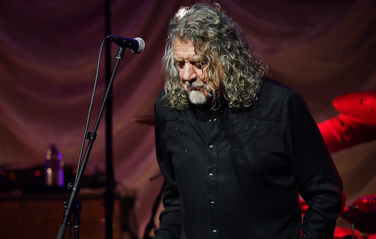 Nel folk senza confini di Robert Plant, gli Zeppelin sono un’appendice (e va bene anche così)