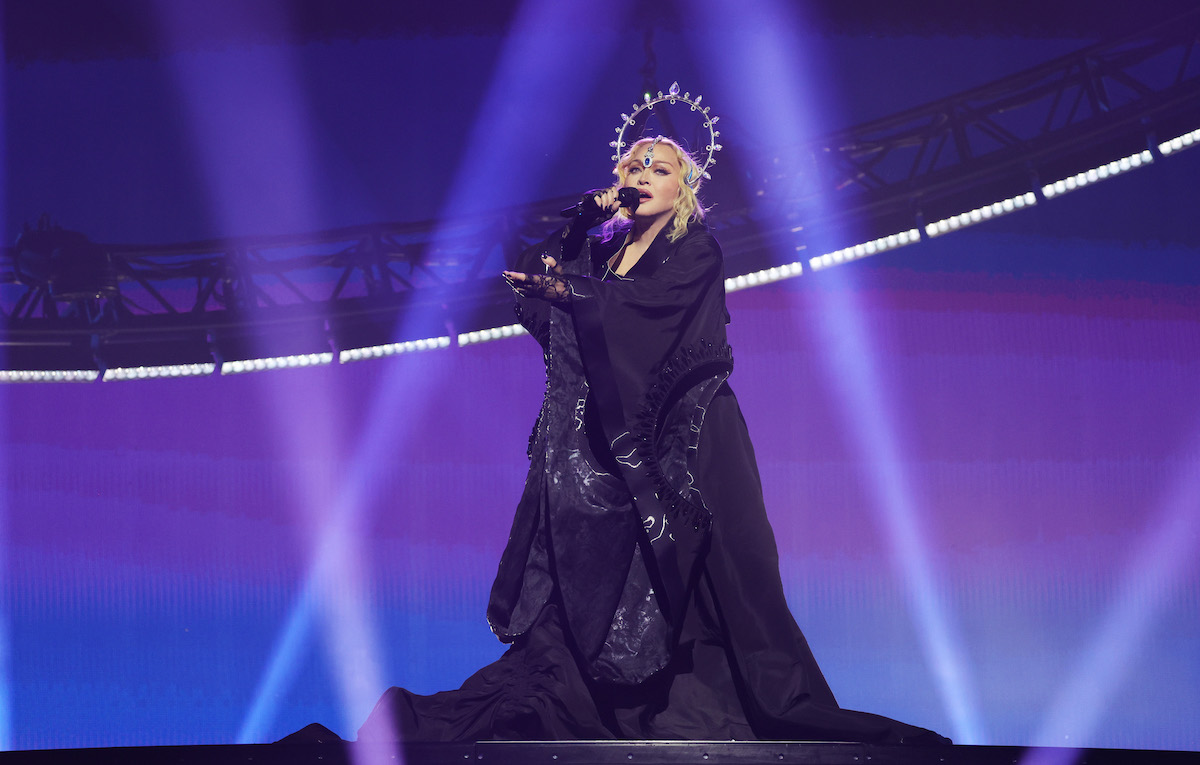 Madonna sul ricovero di giugno: «Ho perso cinque giorni di vita, ma gli angeli mi hanno protetto»