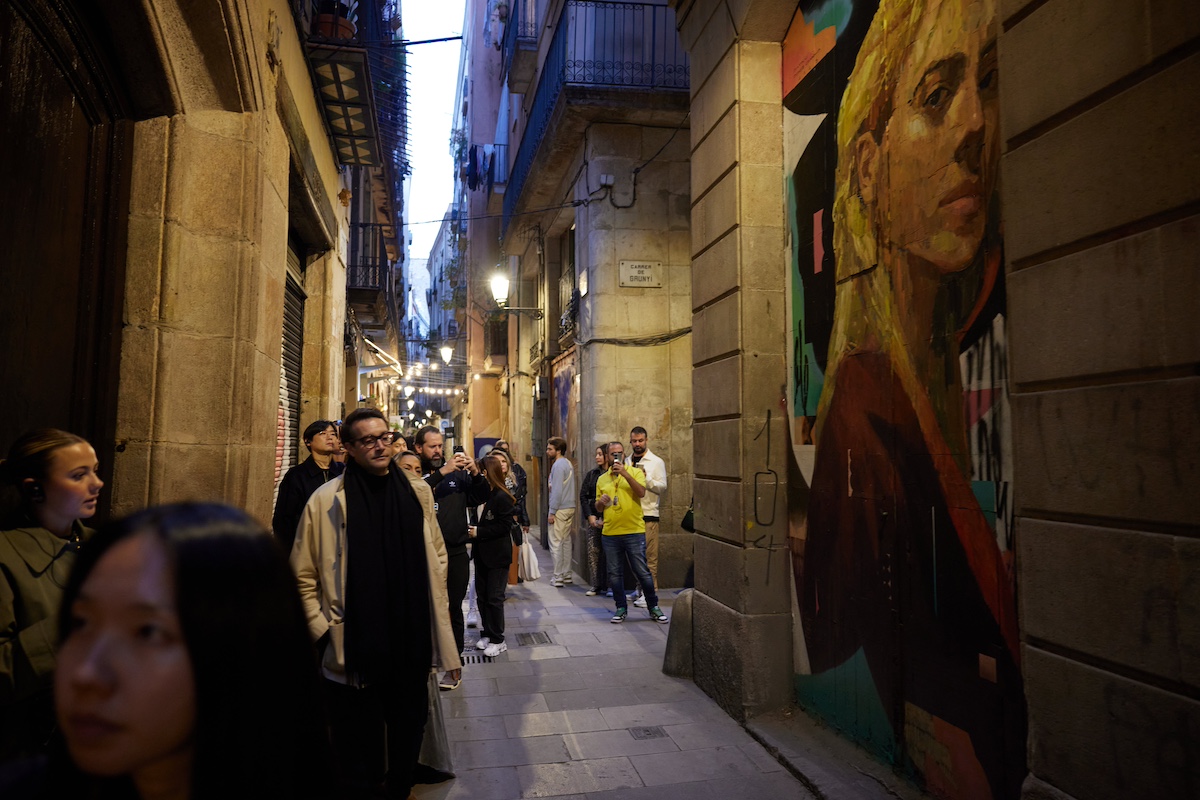 Volvo EX30, street art a Barcellona