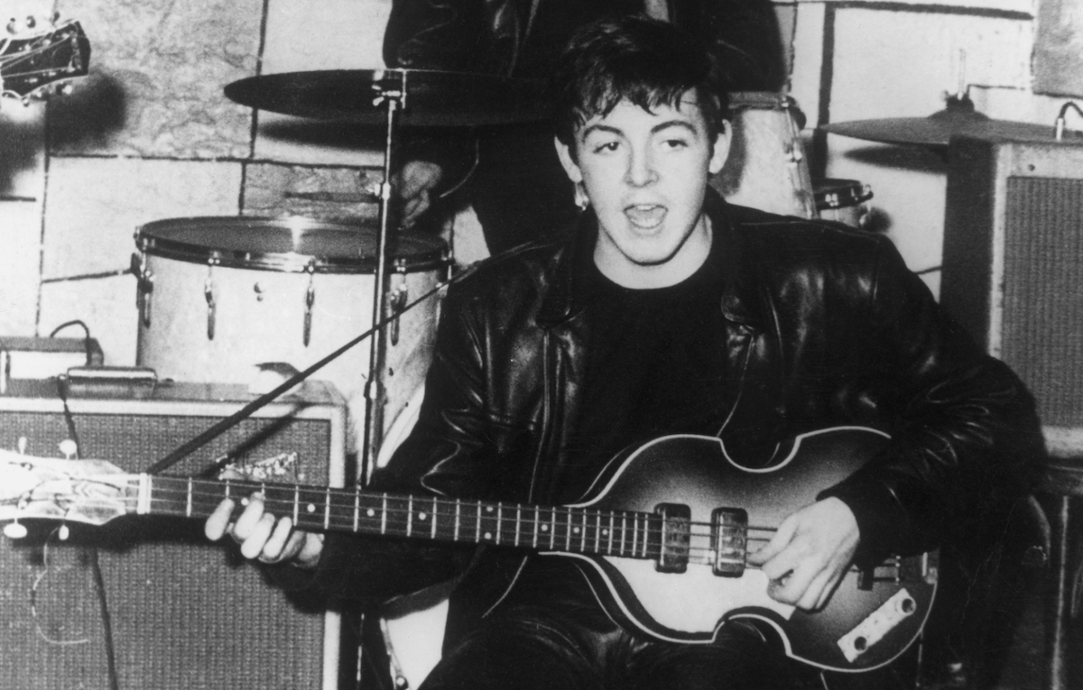È stato ritrovato il celebre basso Höfner rubato a Paul McCartney