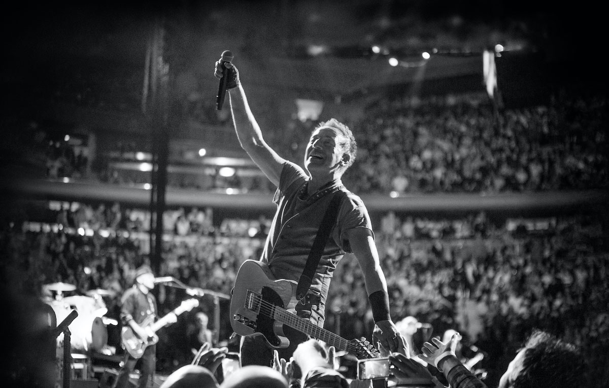 Ieri sera Bruce Springsteen è tornato a fare concerti con la E Street Band