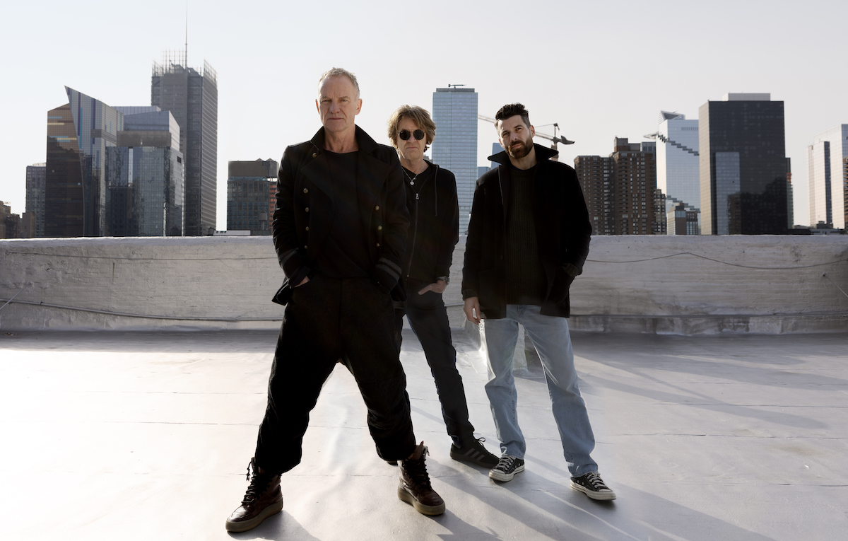 Sting torna in tour con un trio basso-chitarra-batteria (no, non con quei due)