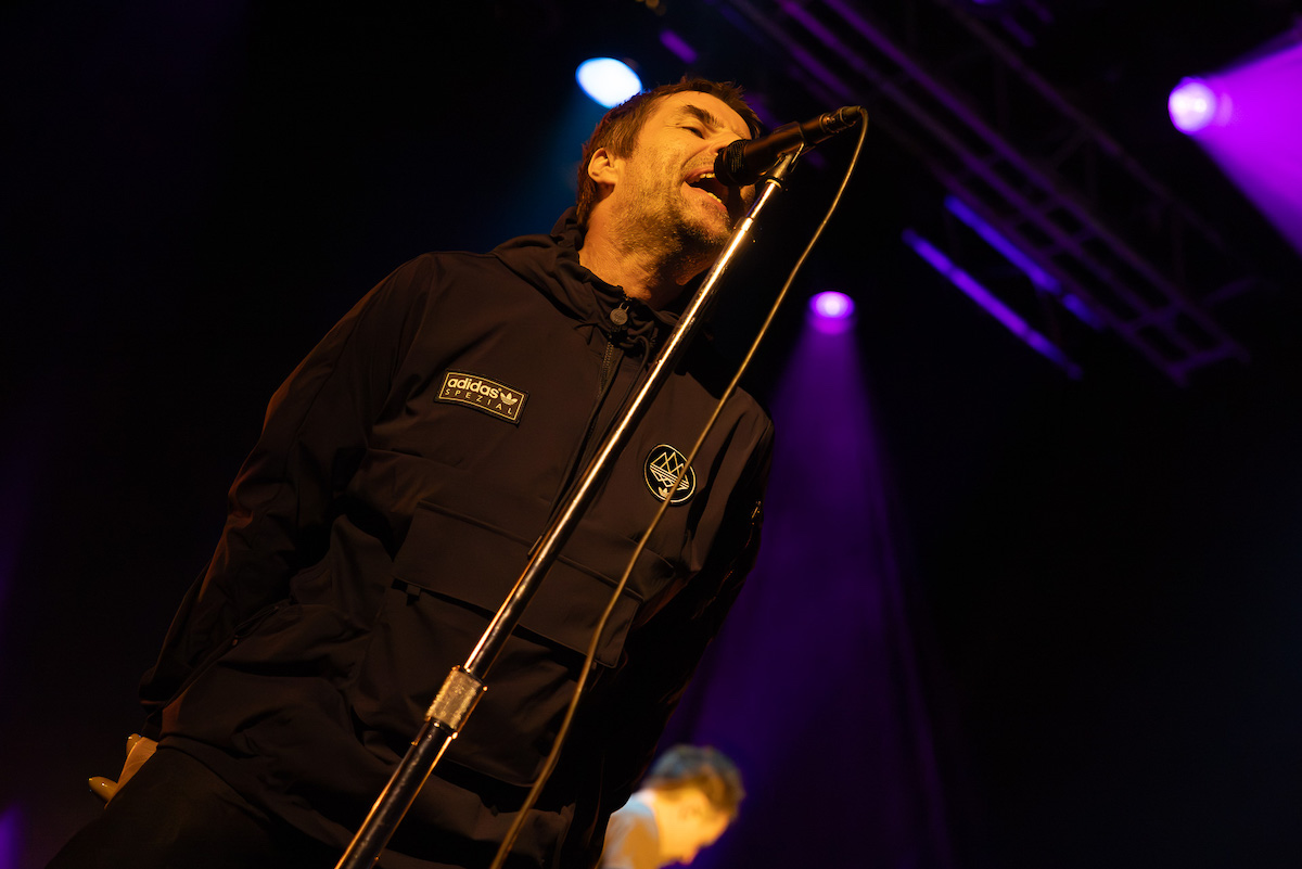 Liam Gallagher: con gli Oasis è finita, mettiamoceli alle spalle «per la nostra salute mentale»