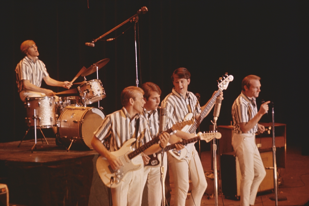 I Beach Boys non sono stati soltanto mare, sole e ragazze in bikini