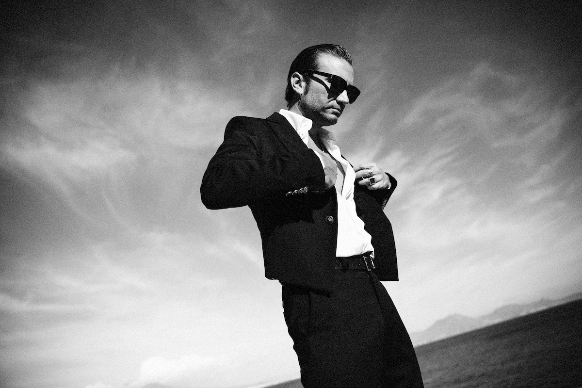 Tropico, prima artista e poi autore