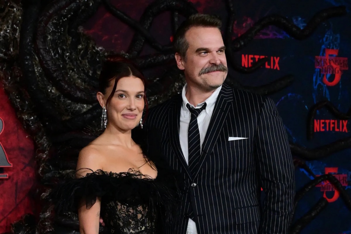 Millie Bobby Brown ha detto di avere «un ottimo rapporto» con David Harbour, nonostante le voci di bullismo