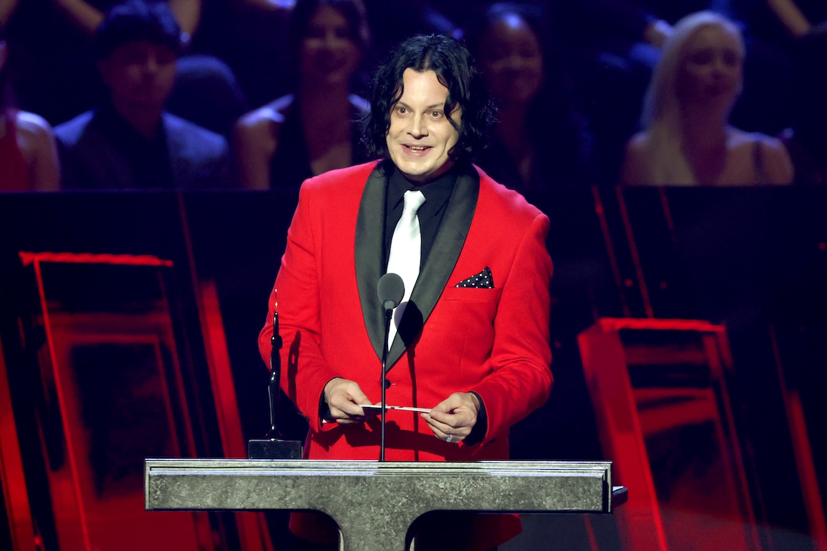 Jack White durante il suo discorso durante la cerimonia della Rock & Roll Hall Of Fame 2025