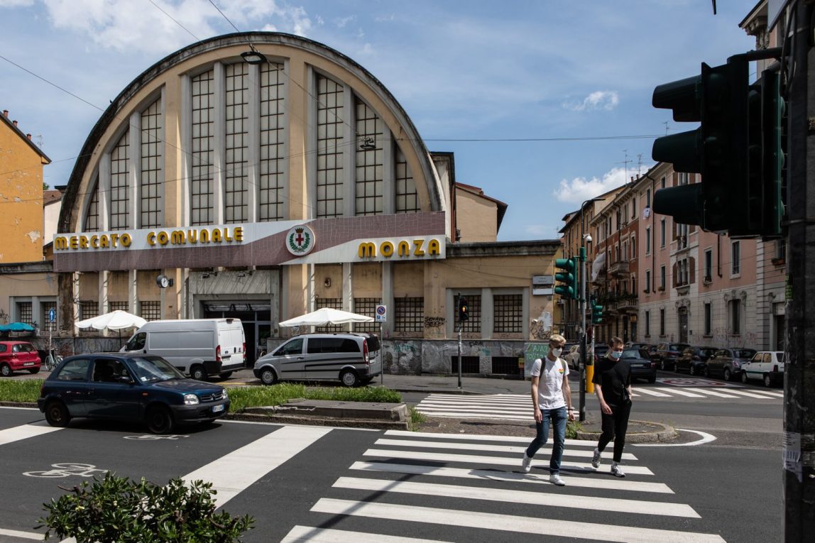 Mercato Crespi Milano