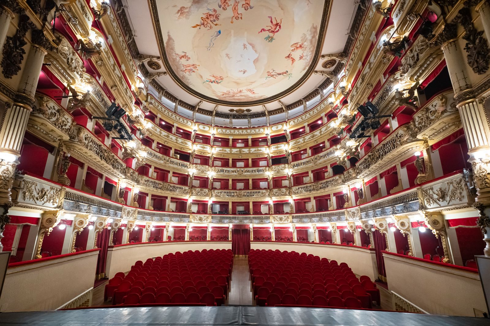 Il Teatro Bellini a Napoli