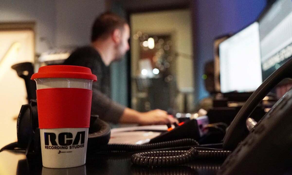 Enrico Brun, studio manager degli RCA Recording Studios. Foto: Sony