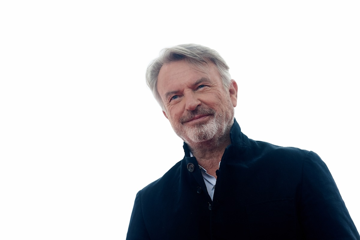 Sam Neill, il ricordo di Laura Dern, Steven Spielberg e molti altri: «Un vero gentiluomo»