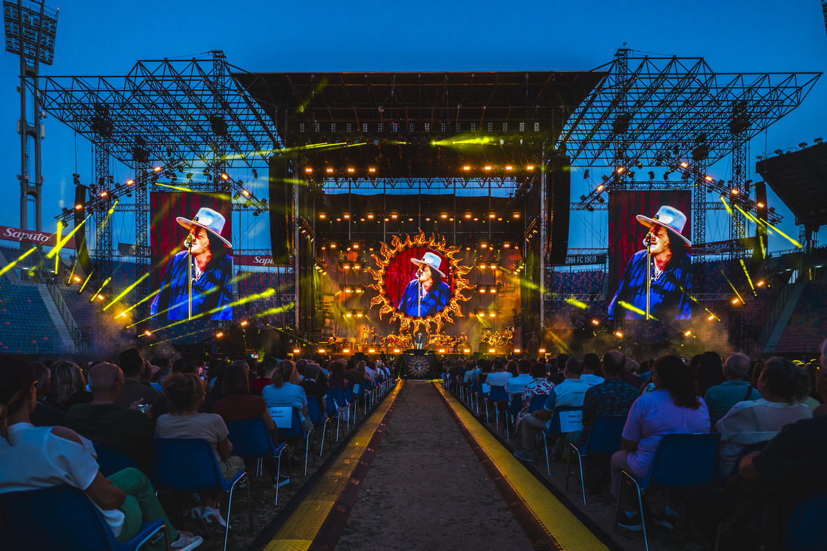 Zucchero alo stadio Dall'Ara di Bologna. Foto: Francesco Prandoni