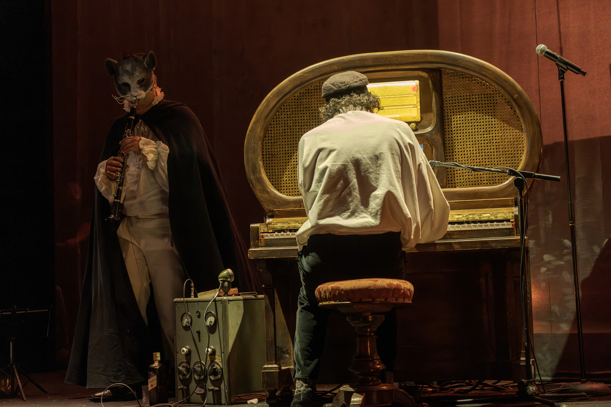 'E morte non avrà dominio' con Capossela e Capovilla. Foto: Andrea Morgillo